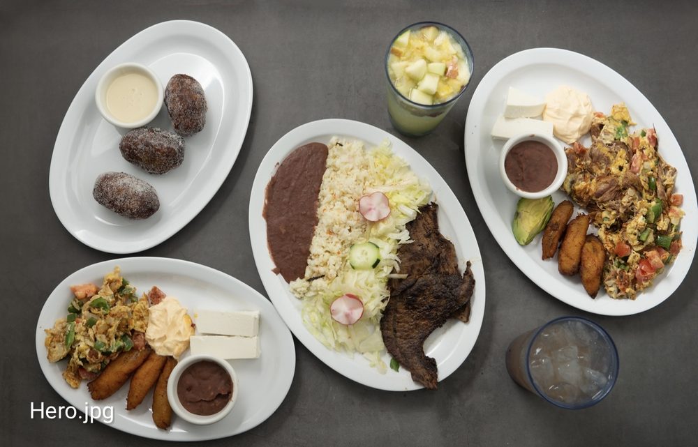 LOS 3 ALBERTO Updated August 2024 32 Photos 6609 S Main St, Los