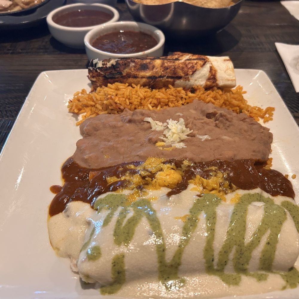 Cantina Laredo - Puerto Vallarta - the taco al carbon was tasty but the tortilla was overdone. The beans and rice can be a bit dried out - Mexican Near Me - Frisco, Texas