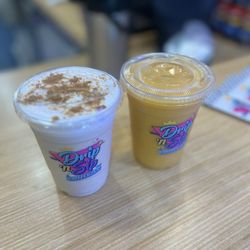 Drip N' Sip 757 - Iced You Go Girl Latte & Mango Peach Smoothie