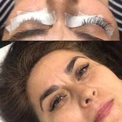 Classic cat eyes look lashes