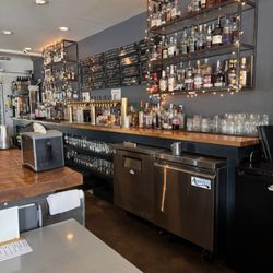 Turnstile Coffee Shop Bar and Restaurant - Ordering at the counter view