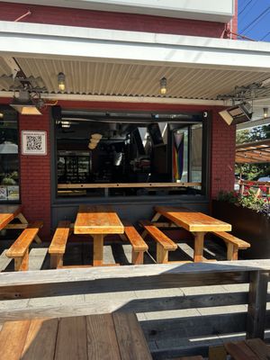 RidgeWood Bottle & Tap by null