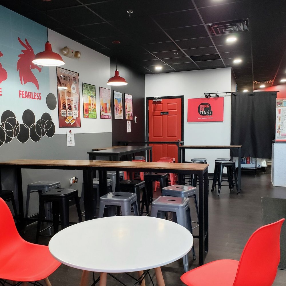 Kung Fu Tea - Seating Area at Kung Fu Tea Kalamazoo West - Bubble Tea Near Me - Kalamazoo, Michigan