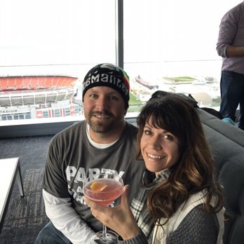 Bar 32 - Cheers!! - Bars Near Me - Cleveland, Ohio Bar 32 - Cheers!! - Bars Near Me - Cleveland, Ohio