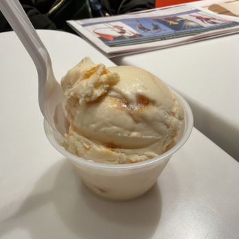 Cowlick's Ice Cream - Hokey Pokey Ice Cream - Ice Cream & Frozen Yogurt Near Me - Fort Bragg, California Cowlick's Ice Cream - Hokey Pokey Ice Cream - Ice Cream & Frozen Yogurt Near Me - Fort Bragg, California