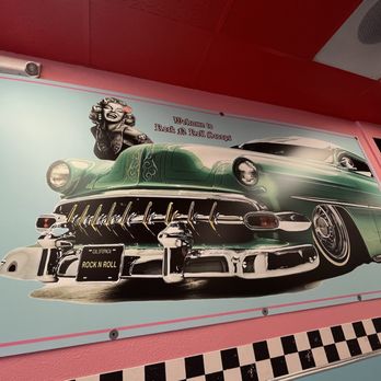Rock N Roll Scoops - Beautiful old muscle cars - Ice Cream & Frozen Yogurt Near Me - Vista, California Rock N Roll Scoops - Beautiful old muscle cars - Ice Cream & Frozen Yogurt Near Me - Vista, California