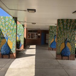 Dapplegray Elem School - Art at Dapplegray
