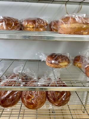 Central Bakery by null