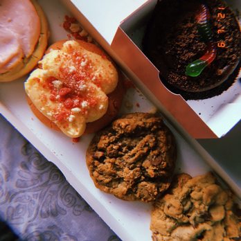 Crumbl - Cottleville - Sugar, Strawberry Shortcake, Oatmeal Chocolate Chip, Milk Chocolate Chip, and Chocolate Dirt cookies. - Bakeries Near Me - Cottleville, Missouri