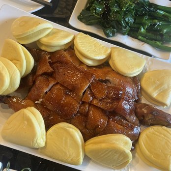 Dragon Beaux - duck with buns. - Dim Sum Near Me - San Francisco, California Dragon Beaux - duck with buns. - Dim Sum Near Me - San Francisco, California