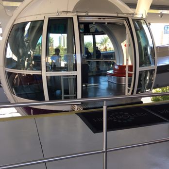 The High Roller - The carts with bar - Amusement Parks Near Me - Las Vegas, Nevada