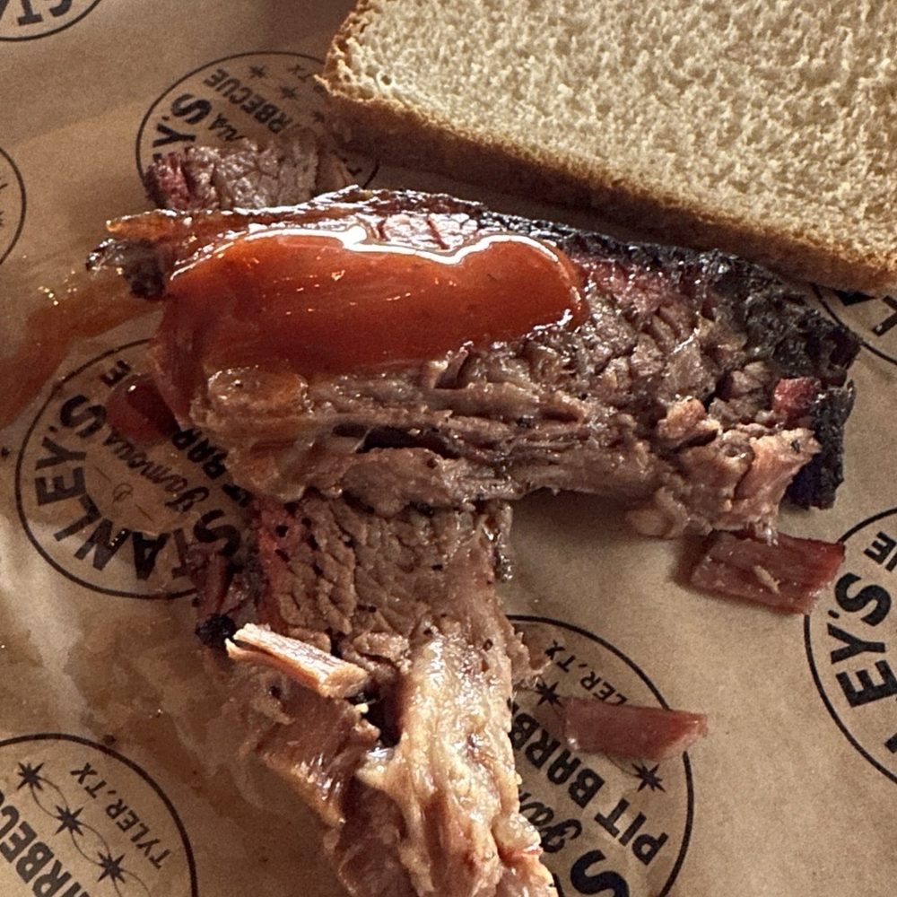 Stanley's Famous Pit Barbecue - Need a little barbecue sauce change up some of the flavor. Didn't need it but I like it - Barbeque Near Me - Tyler, Texas Stanley's Famous Pit Barbecue - Need a little barbecue sauce change up some of the flavor. Didn't need it but I like it - Barbeque Near Me - Tyler, Texas