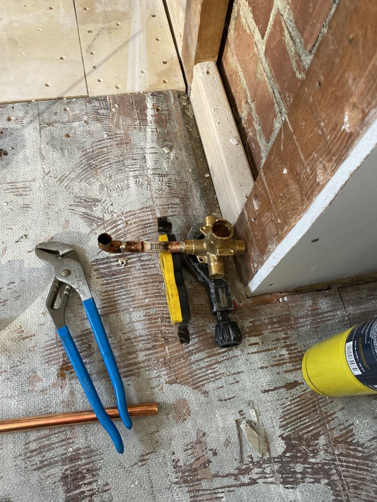 Slide of Deric General Contracting plumbing