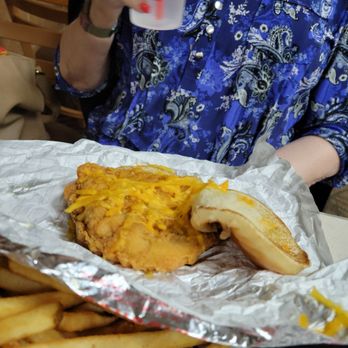 Wendy's - Classic Chicken Sandwich with Cheddar Cheese - Burgers Near Me - Redlands, California