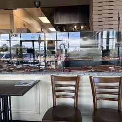 Pizzetta's Pizzeria - Front counter