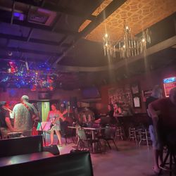 Greenwood Lounge - Band performing and the always jovial crowd!