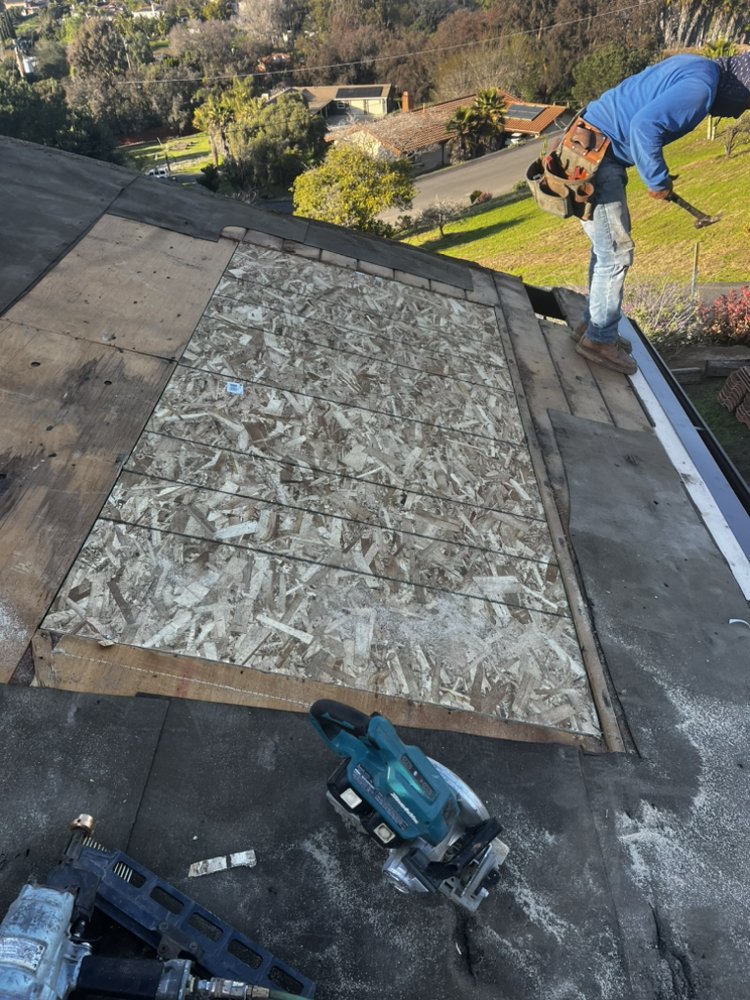 Slide of A&G New Generation Roofing