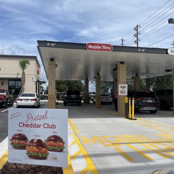 Chick-fil-A - Dedicated mobile drive thru - Fast Food Near Me - Winter Park, Florida