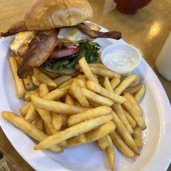 Griddlecakes - Crispy Chicken Sandwich - American Near Me - Las Vegas, Nevada Griddlecakes - Crispy Chicken Sandwich - American Near Me - Las Vegas, Nevada