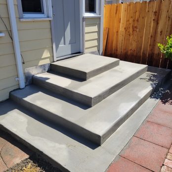 Lamata Concrete - New steps - Masonry/Concrete Near Me