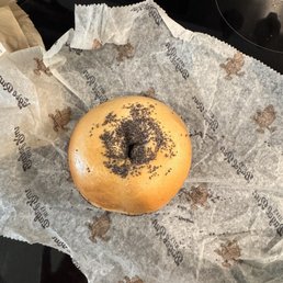 Poppyseed bagel..