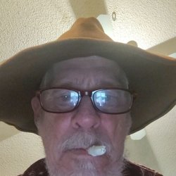 Lake Bronson Club Family Nudist Park - I'm going nude camping at Lake Bronson in Sultan WA August 1st through August 8th, 2025. Interested? Wanna hookup? Let's get tan all over!!