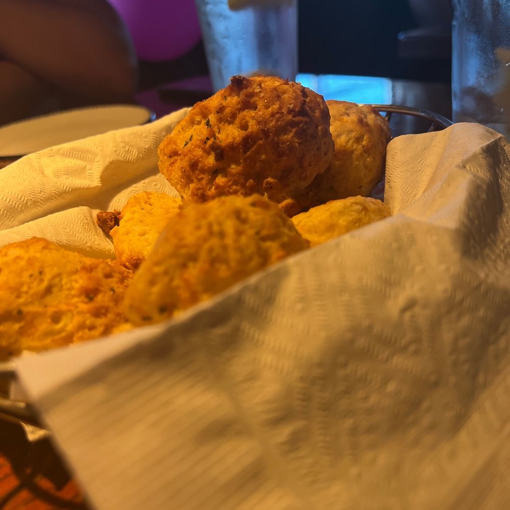 Red Lobster - Cheddar biscuits - Seafood Near Me - Visalia, California Red Lobster - Cheddar biscuits - Seafood Near Me - Visalia, California