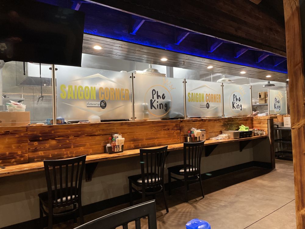 Saigon Corner Restaurant - Photo 2