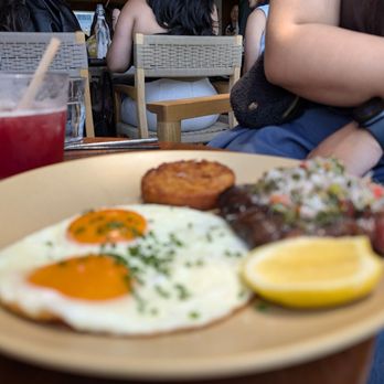 Élephante - Steak and Eggs - Italian Near Me - Santa Monica, California