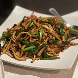 Tasty Noodle House - Bean curd and chives