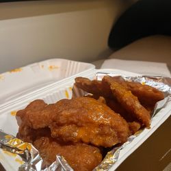 Caln Pizza & Pasta - Buffalo Chicken Fingers