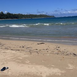 Anahola Beach Park - Trash