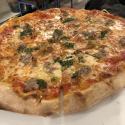 The Guest House - Italian sausage pizza!