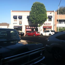 Cafe Istanbul - Storefront view
