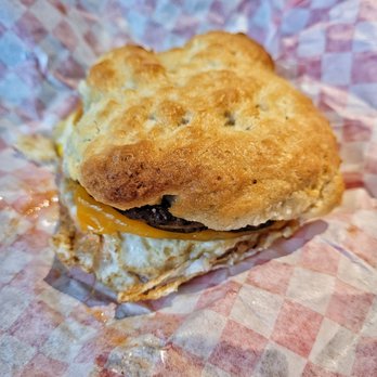 Biscuit Bitch - 05.21.21 - Bitchwich (Sausage) - Breakfast & Brunch Near Me - Seattle, Washington