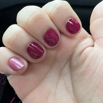 Ainslie Beauty Lounge - Right hand even worse! There is paint all overcast the shape is terrible as well. - Nail Salons Near Me - Brooklyn, New York Ainslie Beauty Lounge - Right hand even worse! There is paint all overcast the shape is terrible as well. - Nail Salons Near Me - Brooklyn, New York
