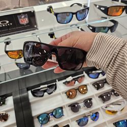 Sunglasses Hut - Oakley Turbine