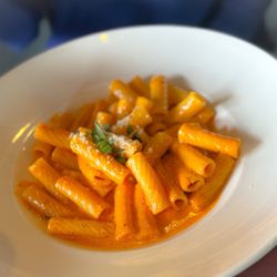 Cafe Italia - Rigatoni a la Vodka