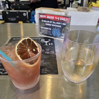The Dog House - craft cocktails - Cocktail Bars Near Me - New Orleans, Louisiana