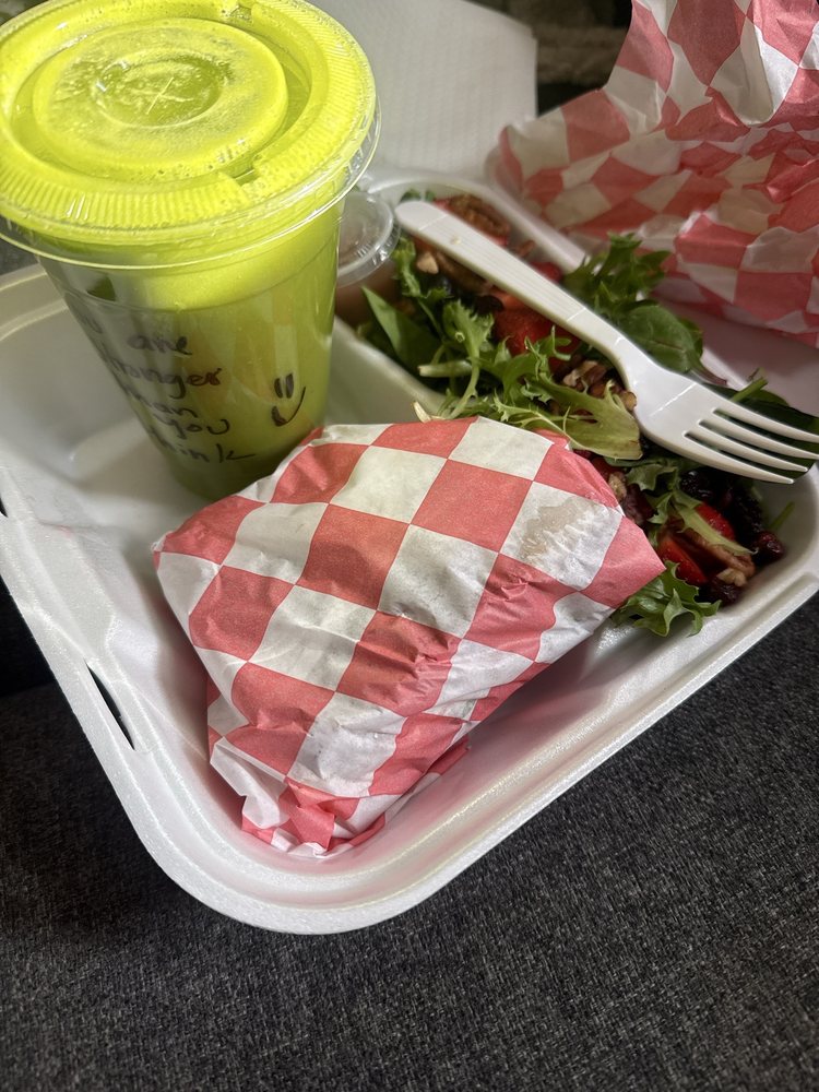 La Casa De Los Jugos Logo