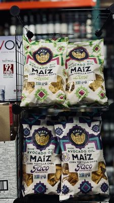 West view bottle apostle by null