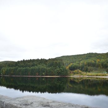 Barkhamsted Reservoir - Hiking Near Me - Barkhamsted, Connecticut Barkhamsted Reservoir - Hiking Near Me - Barkhamsted, Connecticut