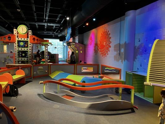 Discovery Place Science by null