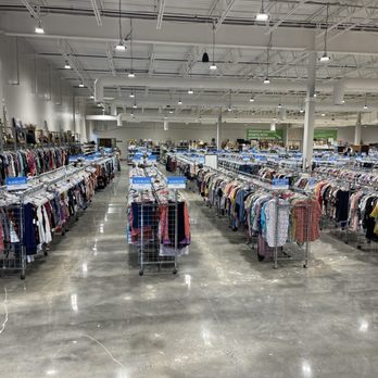 Goodwill Fairfield - Women's area - Used, Vintage & Consignment Near Me - Fairfield, Ohio Goodwill Fairfield - Women's area - Used, Vintage & Consignment Near Me - Fairfield, Ohio