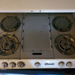 Carolina's Antique Appliances - Stove Top before