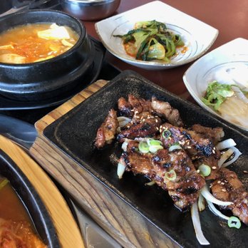 Seoul House - lunch special bean paste soup with grilled pork (marinated in soy sauce) - Korean Near Me - Thornhill, Ontario Seoul House - lunch special bean paste soup with grilled pork (marinated in soy sauce) - Korean Near Me - Thornhill, Ontario