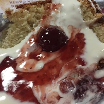 Elite Restaurante y Helados - Fourth course: strawberry cake (one of the choices) - Ice Cream & Frozen Yogurt Near Me - Tampico, TAM