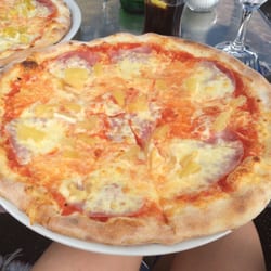 Paradise - Pizza Hawaii - lecker!!