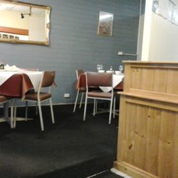 Yen's Restaurant