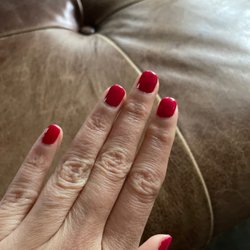 Wow Spa Nails - This is not a pointy, round tip. Manicurist Helen completely ignored my request.  She was very rude.